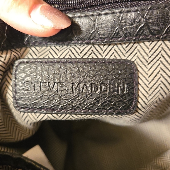 Steve Madden Black & White Reptile Print Satchel with Polka Dot Bow Accent - Picture 5 of 15